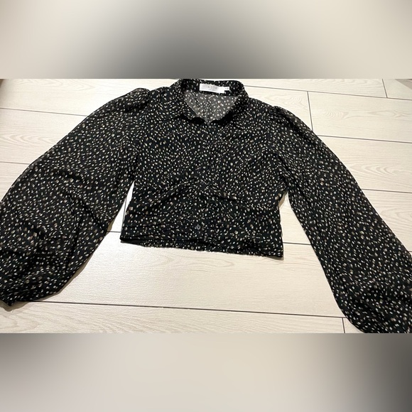 ASTR The Label Size Small Black Taupe Geo Print Ruched Long Sleeve Blouse - Picture 2 of 6